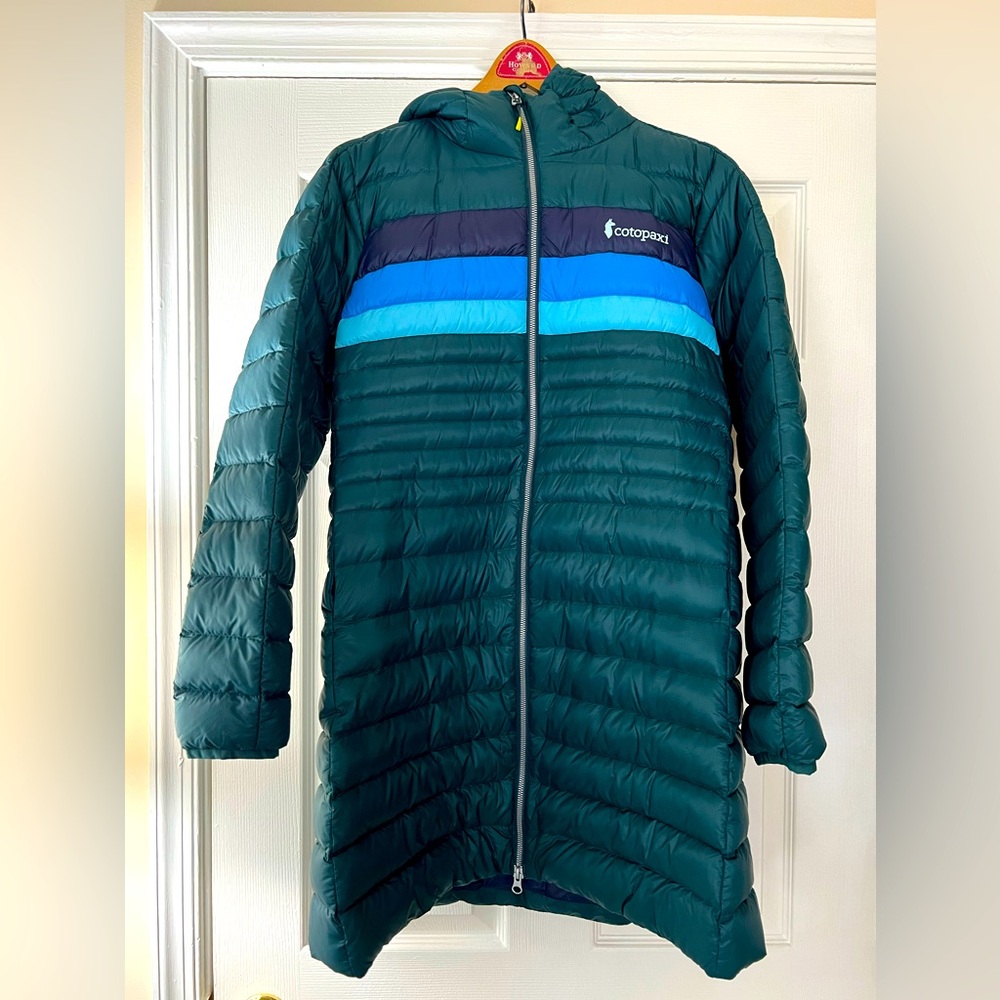 Cotopaxi women’s Fuego Down Parka Teal Blue Deep Ocean Stripe M NWOT